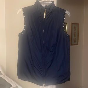 Reversible vest